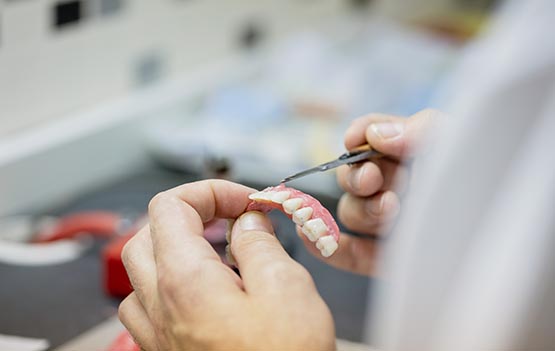 Making a dental prosthesis